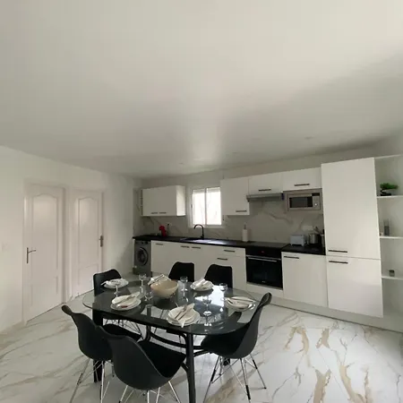 Requesens Playa Apartment Empuriabrava Exterior photo